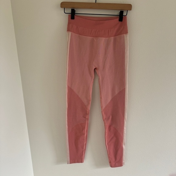 Lululemon Ebb to Train Abstract Tight 6 - Picture 2 of 12